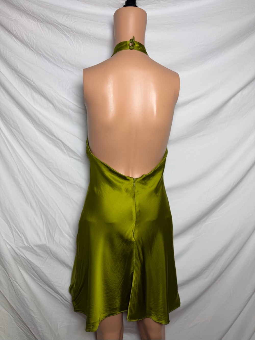 House of Harlow 1960 x REVOLVE Sakai Mini Dress in Cypress Green silk satin - Picture 5 of 6
